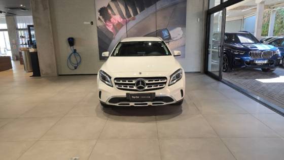 MERCEDES-BENZ GLA 200 1.6 CGI FLEX ADVANCE 7G-DCT